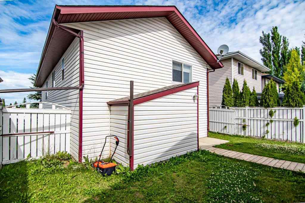 MLS® A2237752 - 21 Ralston Crescent  in Rosedale Meadows Red Deer, Residential