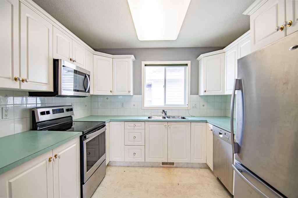 MLS® A2237752 - 21 Ralston Crescent  in Rosedale Meadows Red Deer, Residential