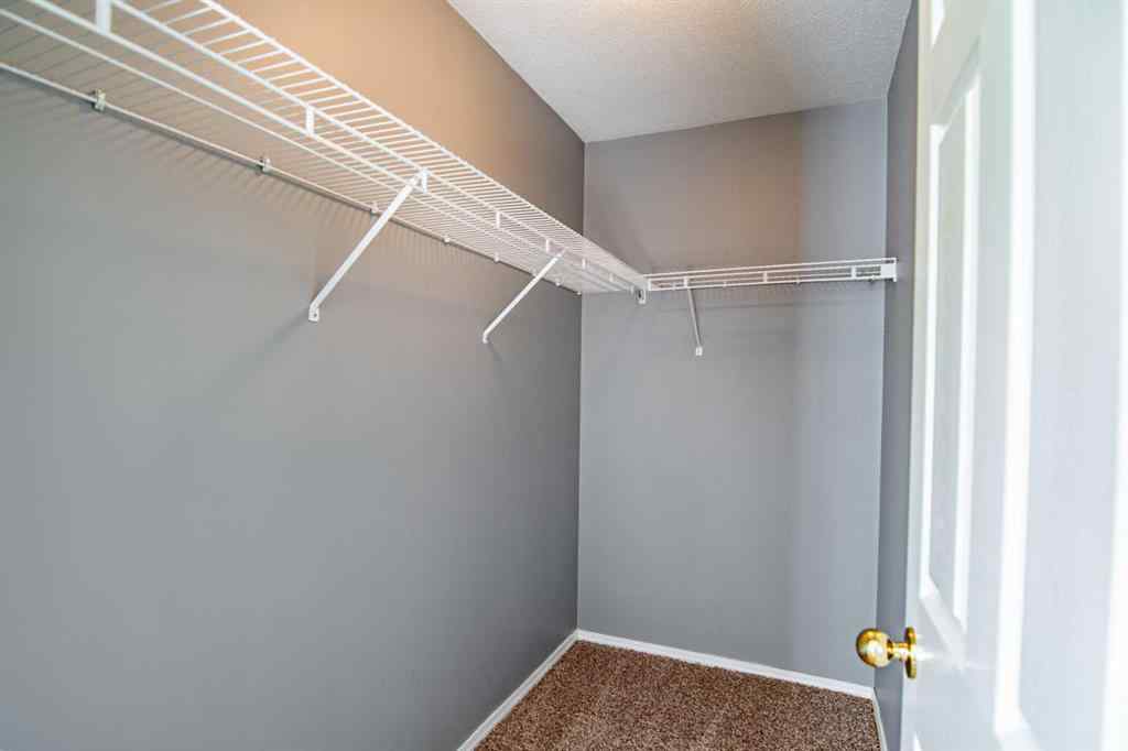 MLS® A2237752 - 21 Ralston Crescent  in Rosedale Meadows Red Deer, Residential