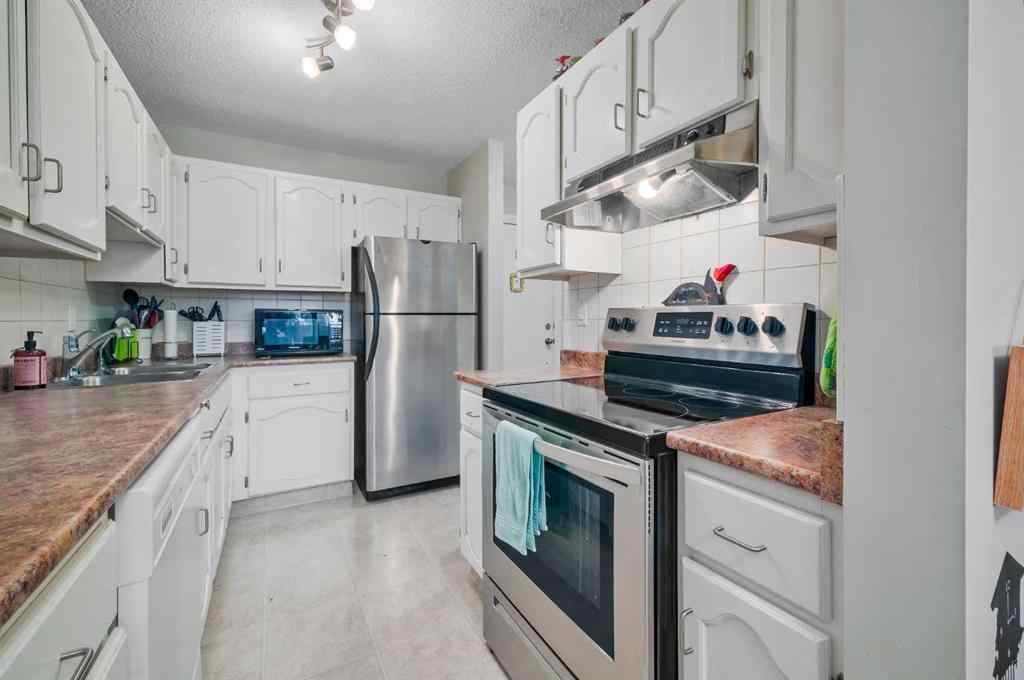 MLS® A2237762 - Unit #102 611 67 Avenue SW in Kingsland Calgary, Residential