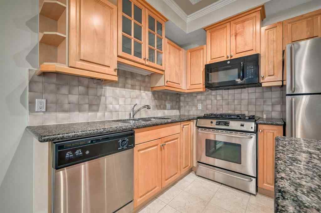 MLS® A2237768 - Unit #206 1315 12 Avenue SW in Beltline Calgary, Residential