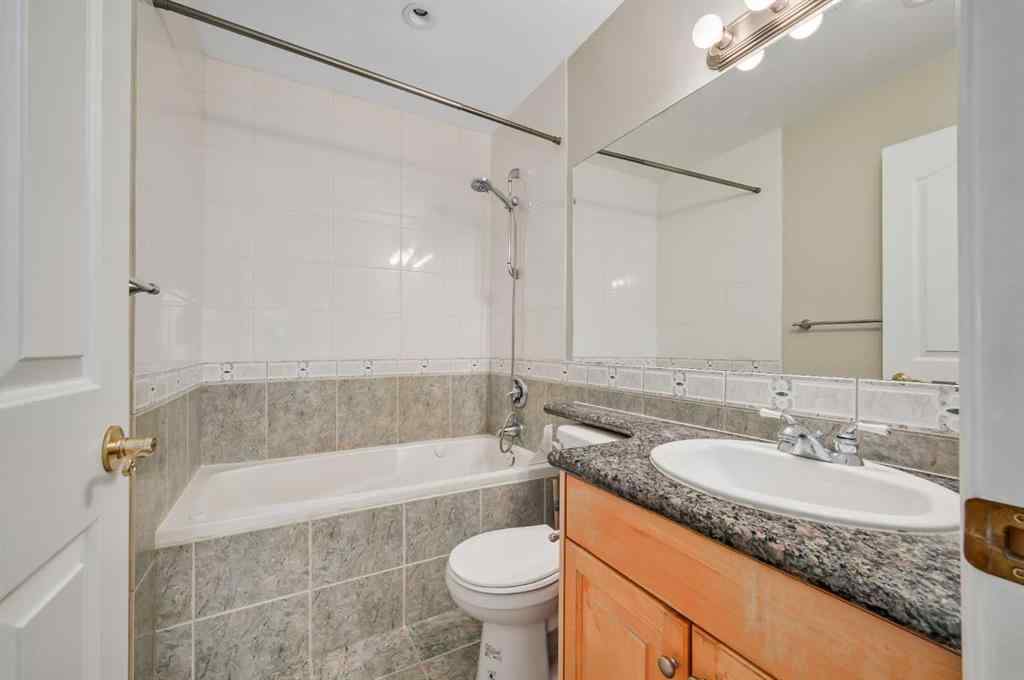 MLS® A2237768 - Unit #206 1315 12 Avenue SW in Beltline Calgary, Residential