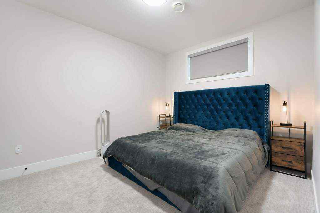 MLS® A2237770 - 424 Discovery Place SW in Discovery Ridge Calgary, Residential