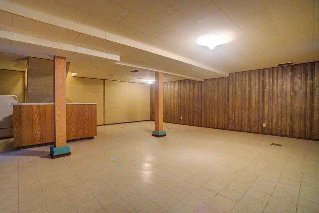 MLS® A2237785 - 237 53 Avenue E in NONE Claresholm, Residential