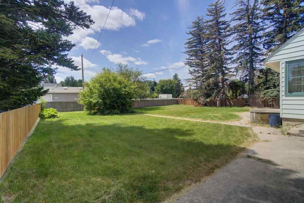 MLS® A2237785 - 237 53 Avenue E in NONE Claresholm, Residential