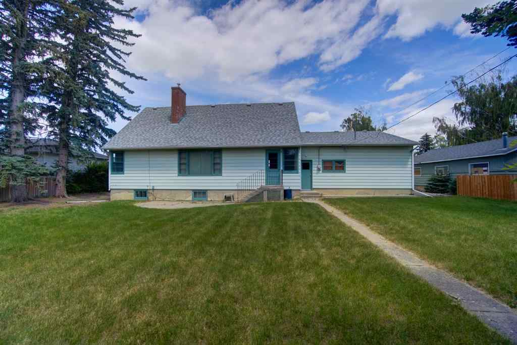 MLS® A2237785 - 237 53 Avenue E in NONE Claresholm, Residential