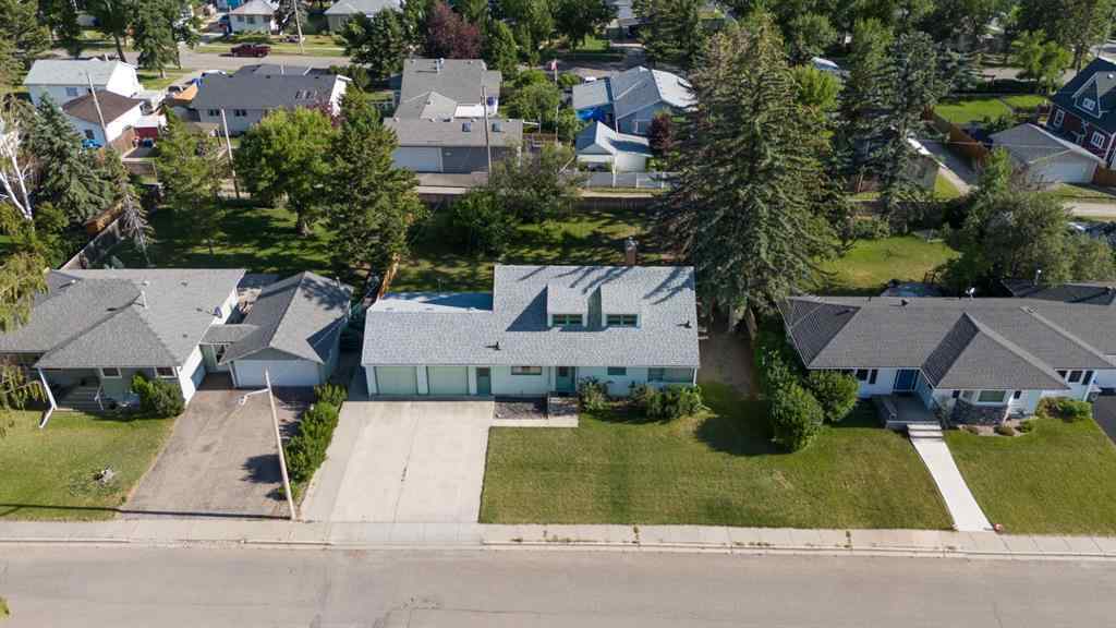 MLS® A2237785 - 237 53 Avenue E in NONE Claresholm, Residential