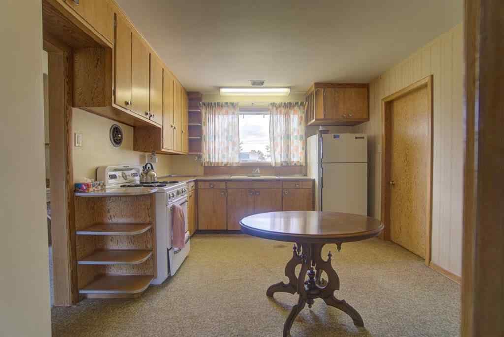 MLS® A2237785 - 237 53 Avenue E in NONE Claresholm, Residential