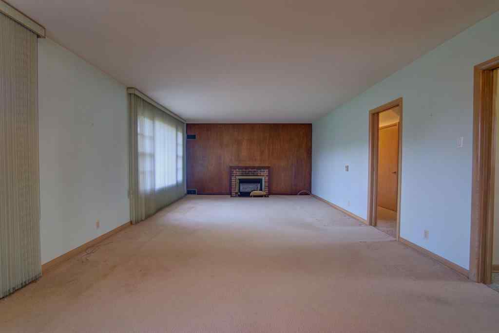 MLS® A2237785 - 237 53 Avenue E in NONE Claresholm, Residential