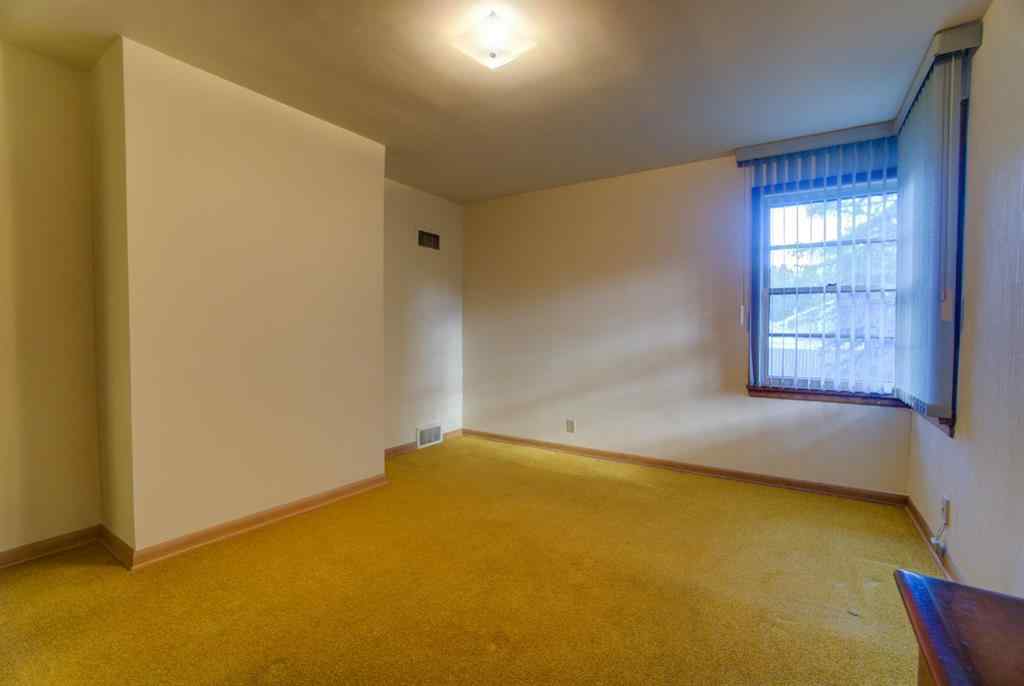 MLS® A2237785 - 237 53 Avenue E in NONE Claresholm, Residential