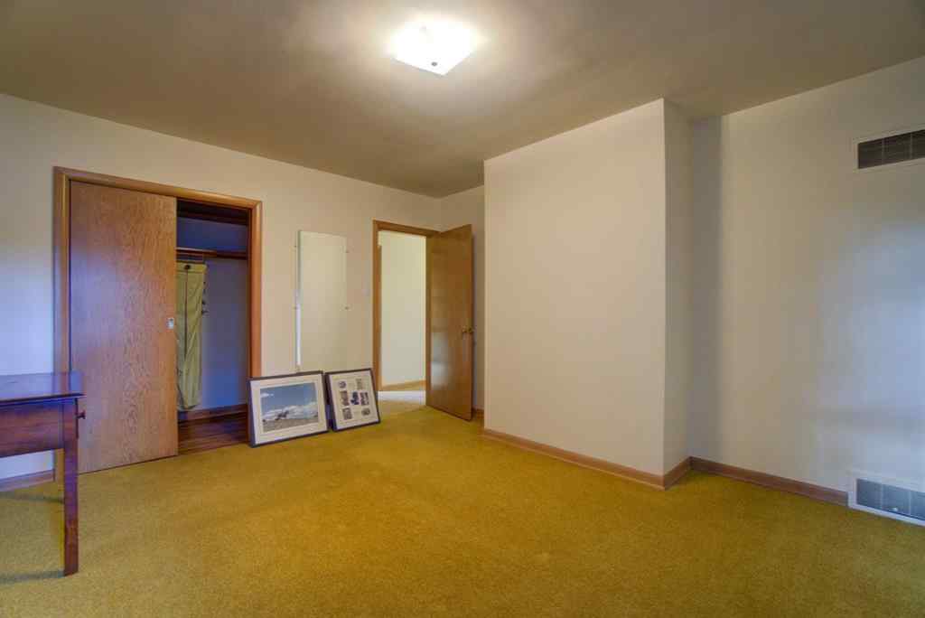 MLS® A2237785 - 237 53 Avenue E in NONE Claresholm, Residential