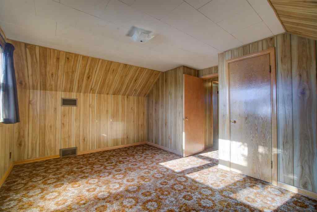 MLS® A2237785 - 237 53 Avenue E in NONE Claresholm, Residential