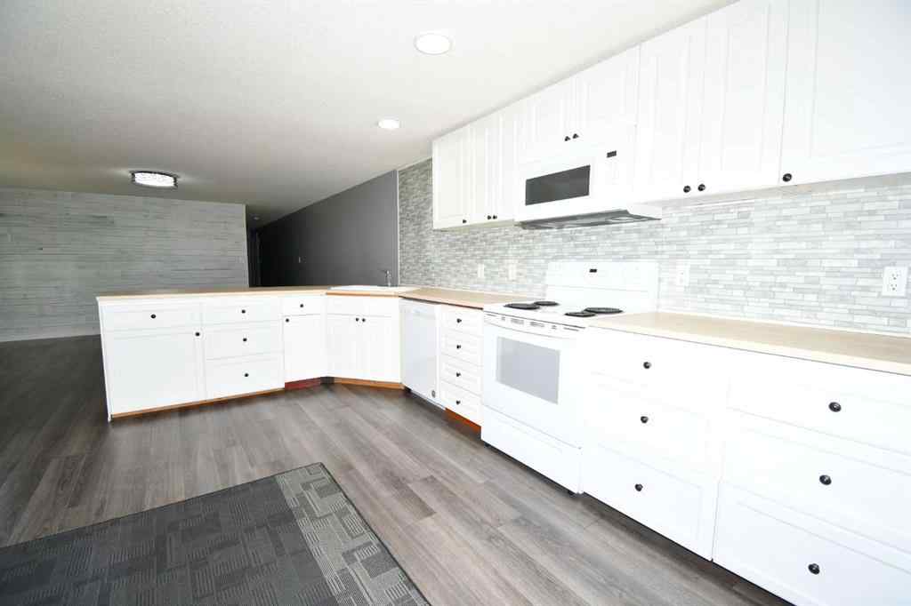 MLS® A2237788 - 16 Greenbrook Mobile Village E in Greenbrook Brooks, Mobile