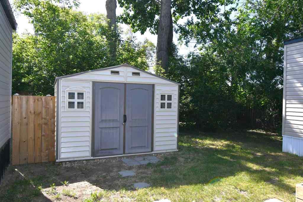 MLS® A2237788 - 16 Greenbrook Mobile Village E in Greenbrook Brooks, Mobile