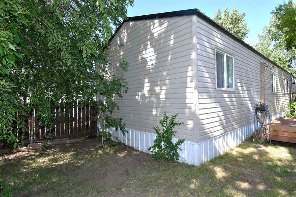 MLS® A2237788 - 16 Greenbrook Mobile Village E in Greenbrook Brooks, Mobile