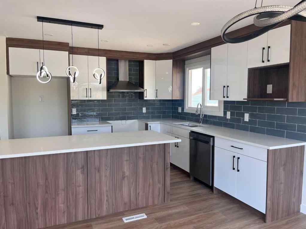 MLS® A2237799 - 12 Whitworth Way NE in Whitehorn Calgary, Residential