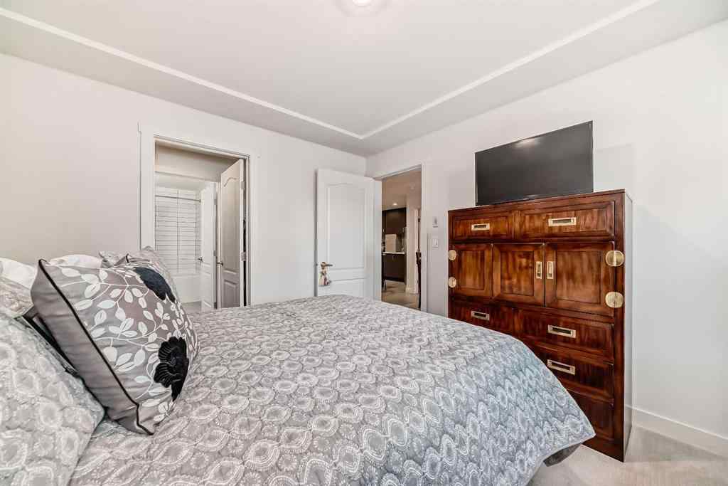 MLS® A2237801 - Unit #202 303 13 Avenue SW in Beltline Calgary, Residential