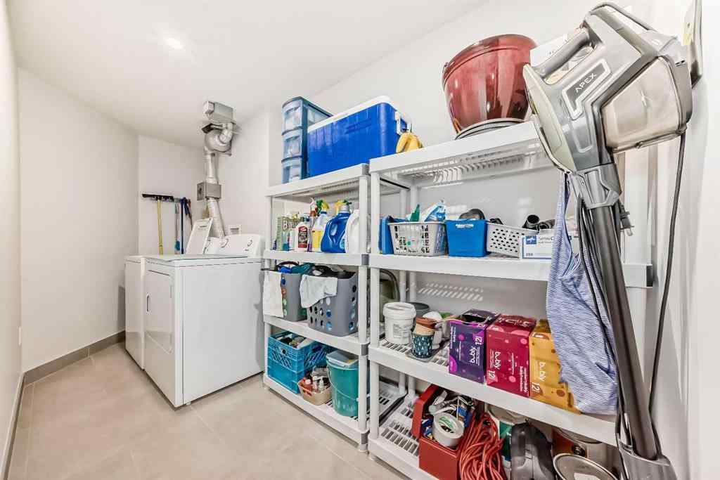 MLS® A2237801 - Unit #202 303 13 Avenue SW in Beltline Calgary, Residential