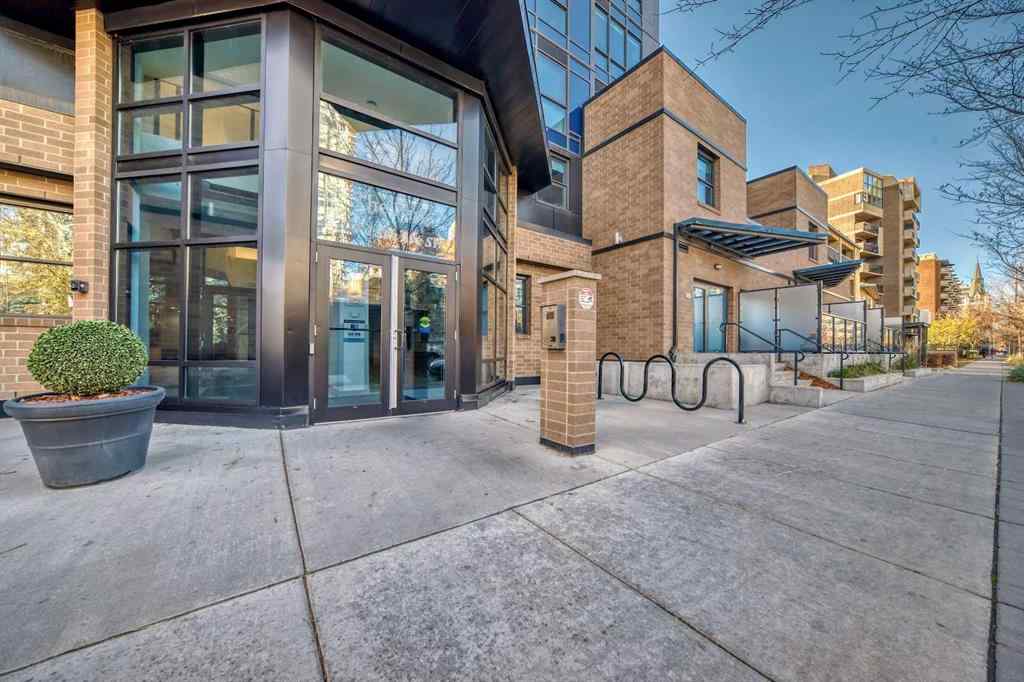 MLS® A2237801 - Unit #202 303 13 Avenue SW in Beltline Calgary, Residential