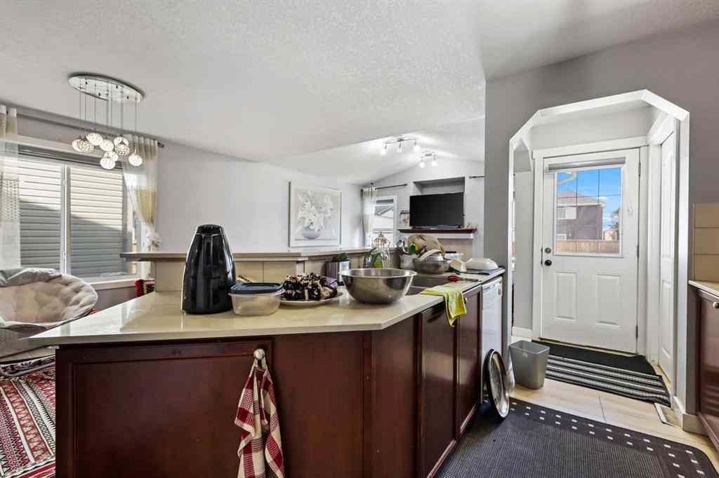 MLS® A2237811 - 9234 Saddlebrook Drive NE in Saddle Ridge Calgary, Residential