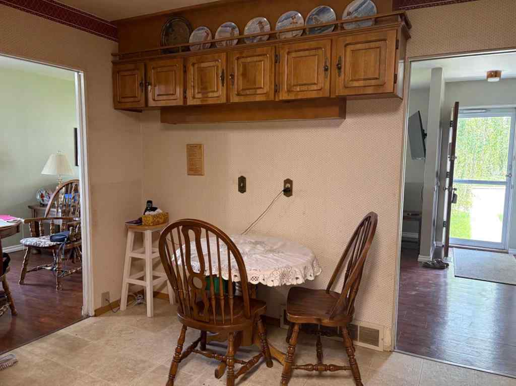 MLS® A2237826 - 4637 52 Street  in NONE Olds, Residential