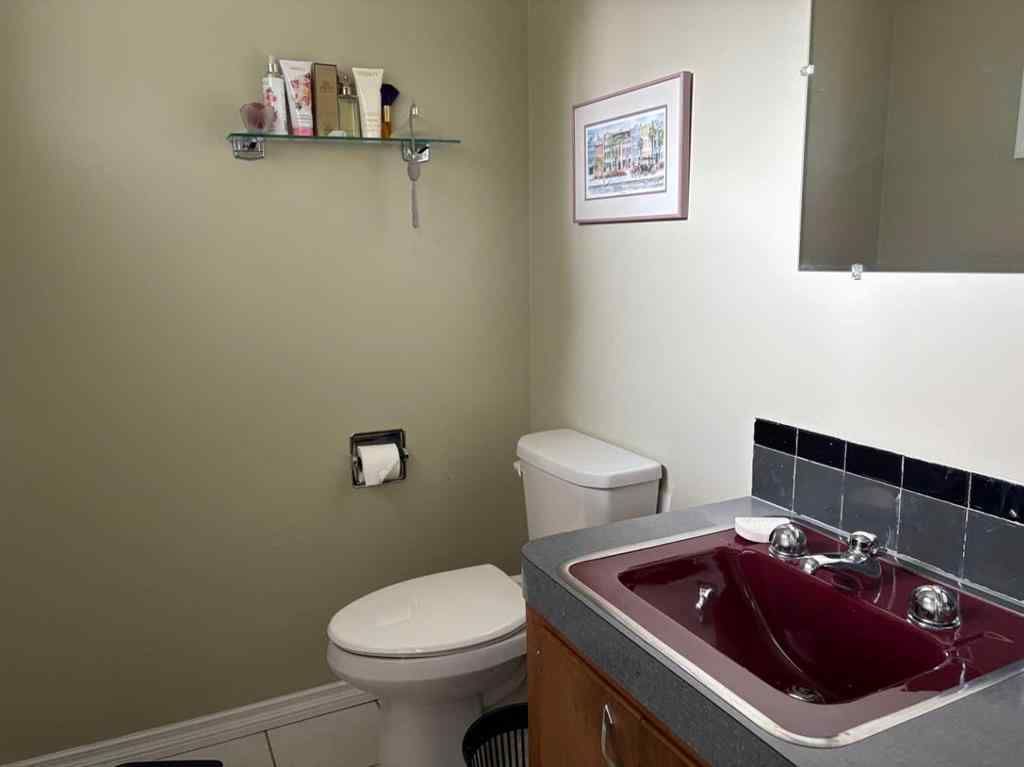 MLS® A2237826 - 4637 52 Street  in NONE Olds, Residential