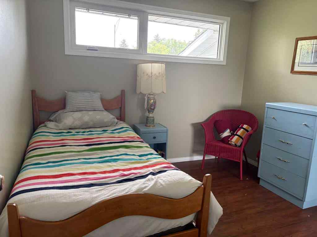 MLS® A2237826 - 4637 52 Street  in NONE Olds, Residential