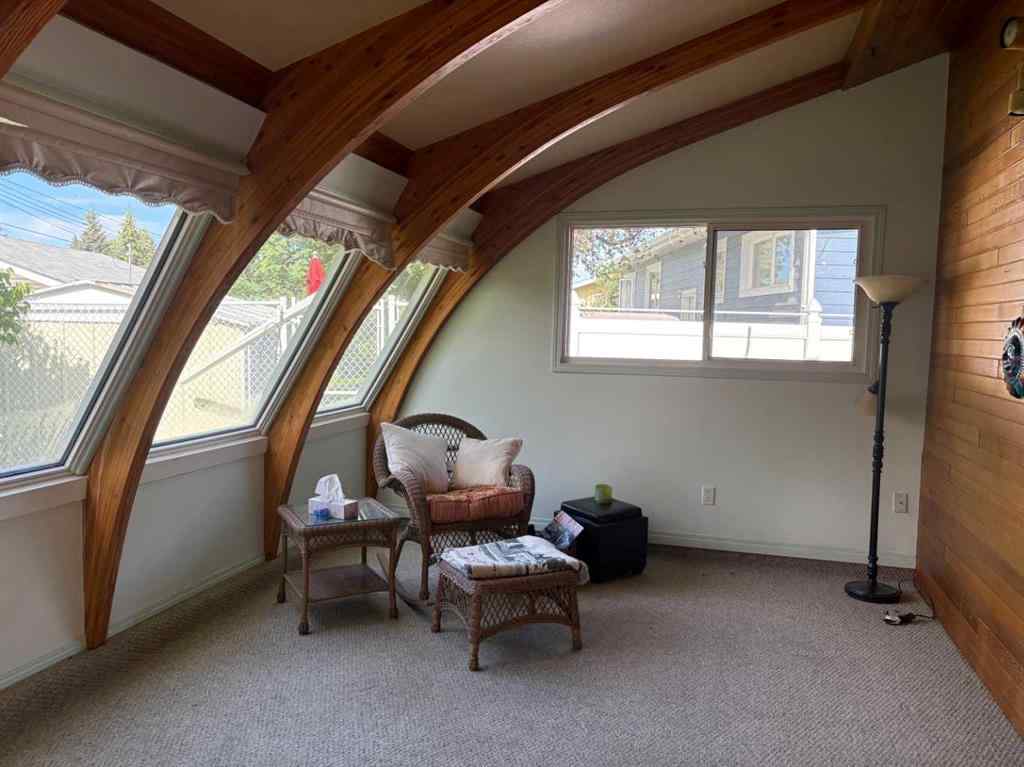 MLS® A2237826 - 4637 52 Street  in NONE Olds, Residential