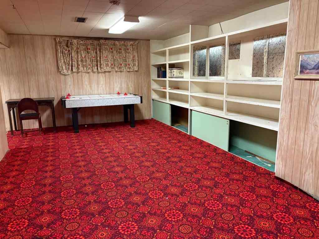 MLS® A2237826 - 4637 52 Street  in NONE Olds, Residential
