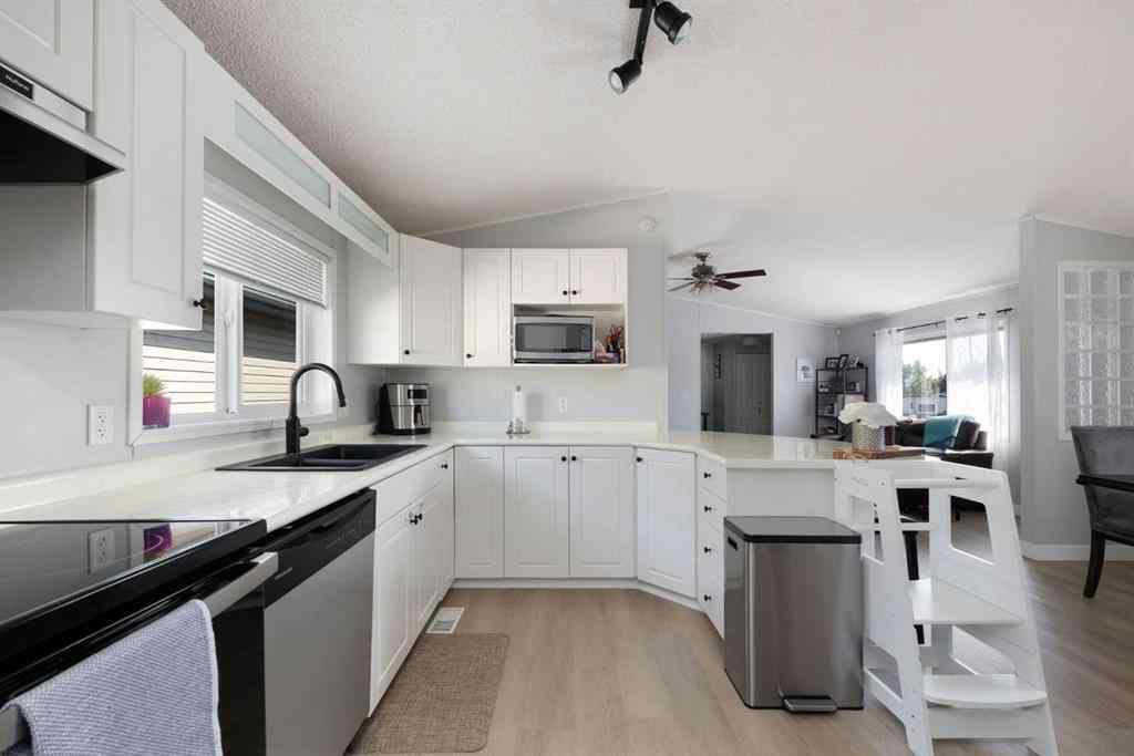 MLS® A2237858 - 109 Balsam Way  in Timberlea Fort McMurray, Residential