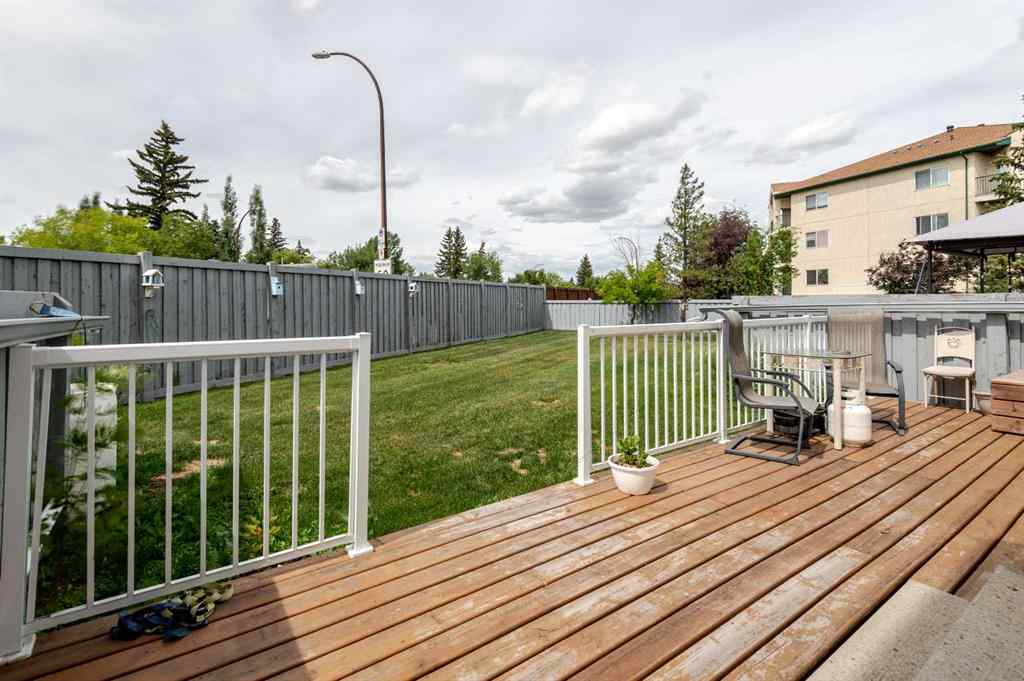 MLS® A2237859 - Unit #106 9140 101 Avenue  in Ivy Lake Estates Grande Prairie, Residential