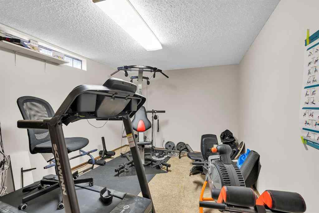 MLS® A2237863 - 7019 Hunterbow Crescent NW in Huntington Hills Calgary, Residential