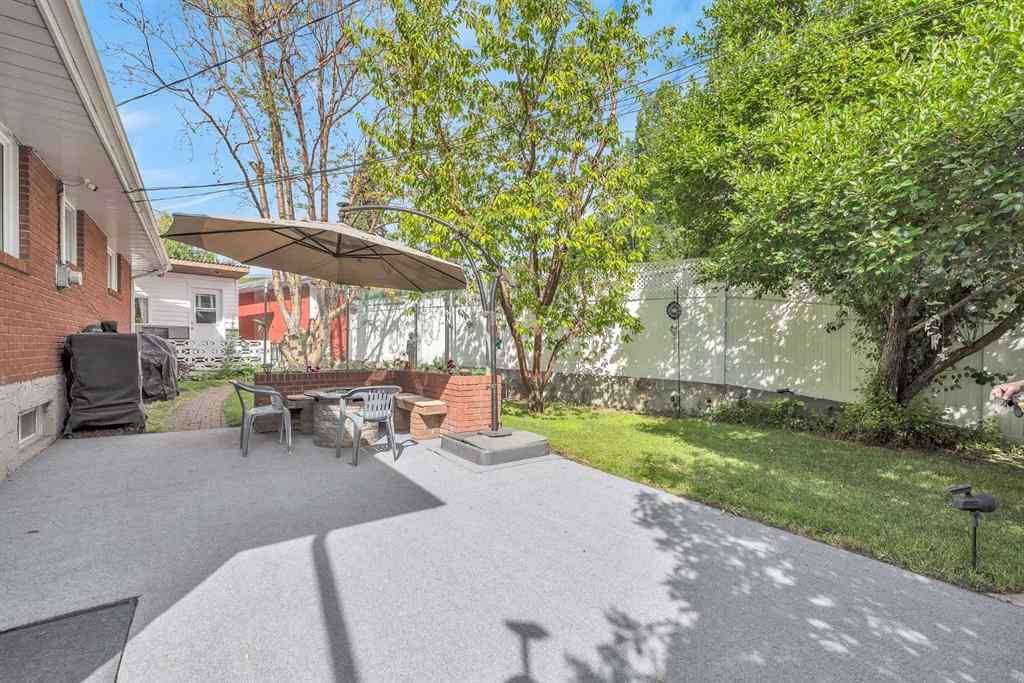 MLS® A2237863 - 7019 Hunterbow Crescent NW in Huntington Hills Calgary, Residential