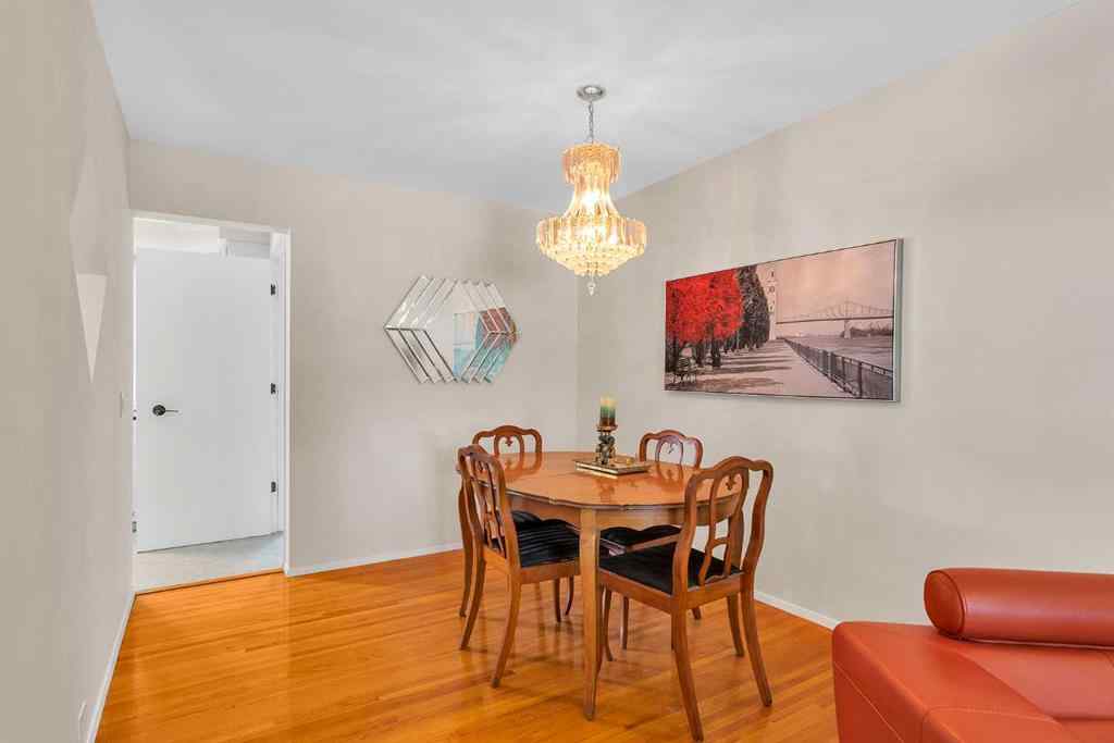 MLS® A2237863 - 7019 Hunterbow Crescent NW in Huntington Hills Calgary, Residential