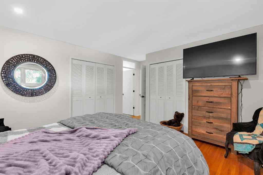 MLS® A2237863 - 7019 Hunterbow Crescent NW in Huntington Hills Calgary, Residential