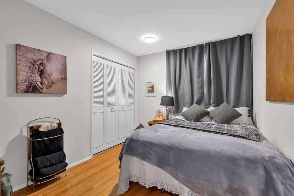MLS® A2237863 - 7019 Hunterbow Crescent NW in Huntington Hills Calgary, Residential