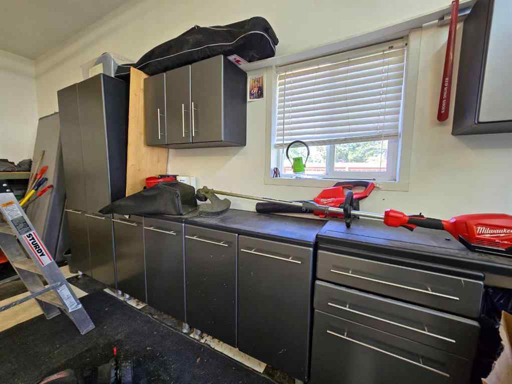 MLS® A2237884 - 4233 7 Avenue  in Edson Edson, Residential