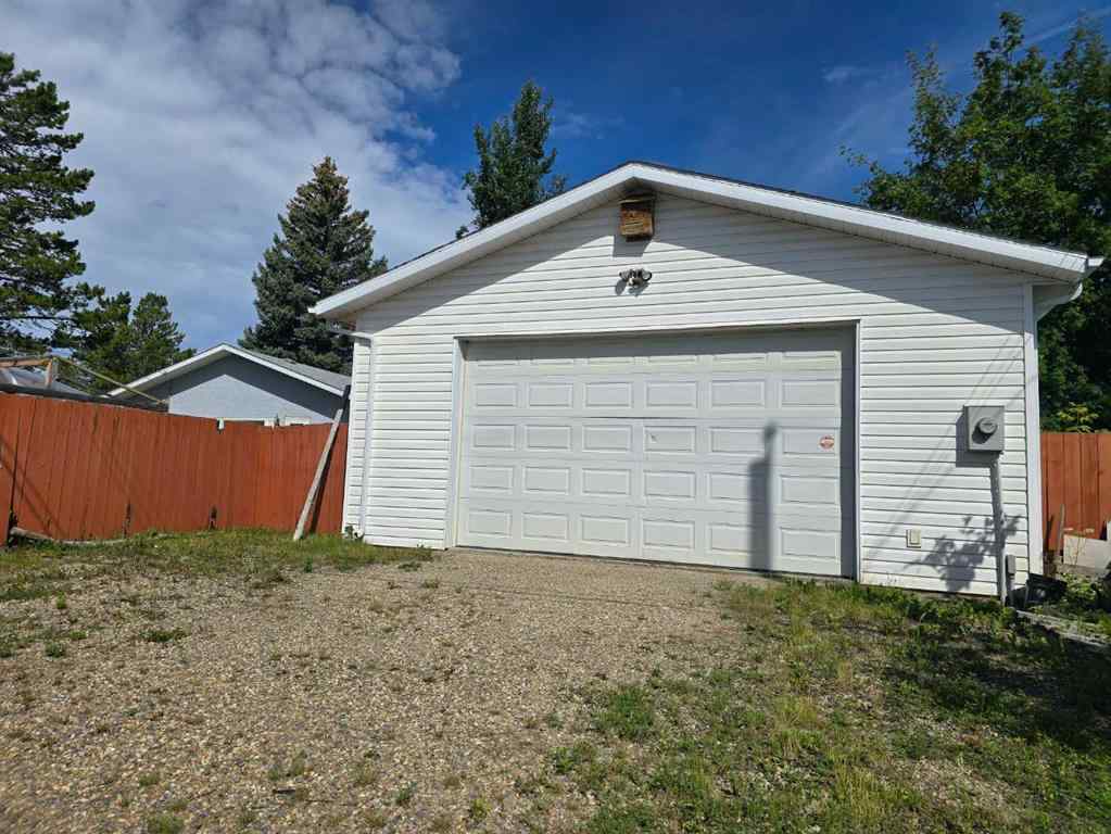 MLS® A2237884 - 4233 7 Avenue  in Edson Edson, Residential
