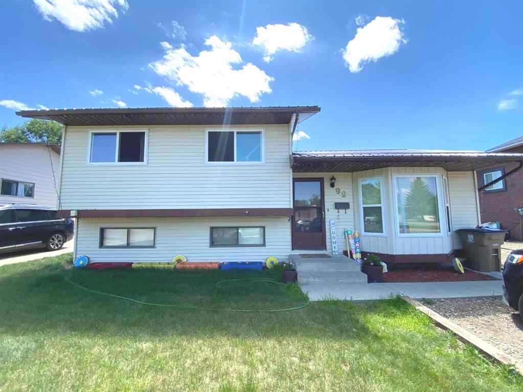 MLS® A2237888 - 99 Wildrose Avenue W in Sunnylea Brooks, Residential