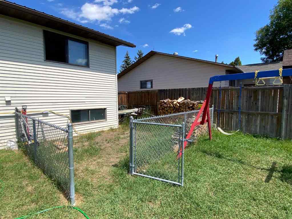 MLS® A2237888 - 99 Wildrose Avenue W in Sunnylea Brooks, Residential