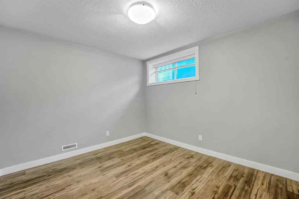 MLS® A2237905 - 315 Hillcrest Drive SW in Hillcrest Airdrie, Residential