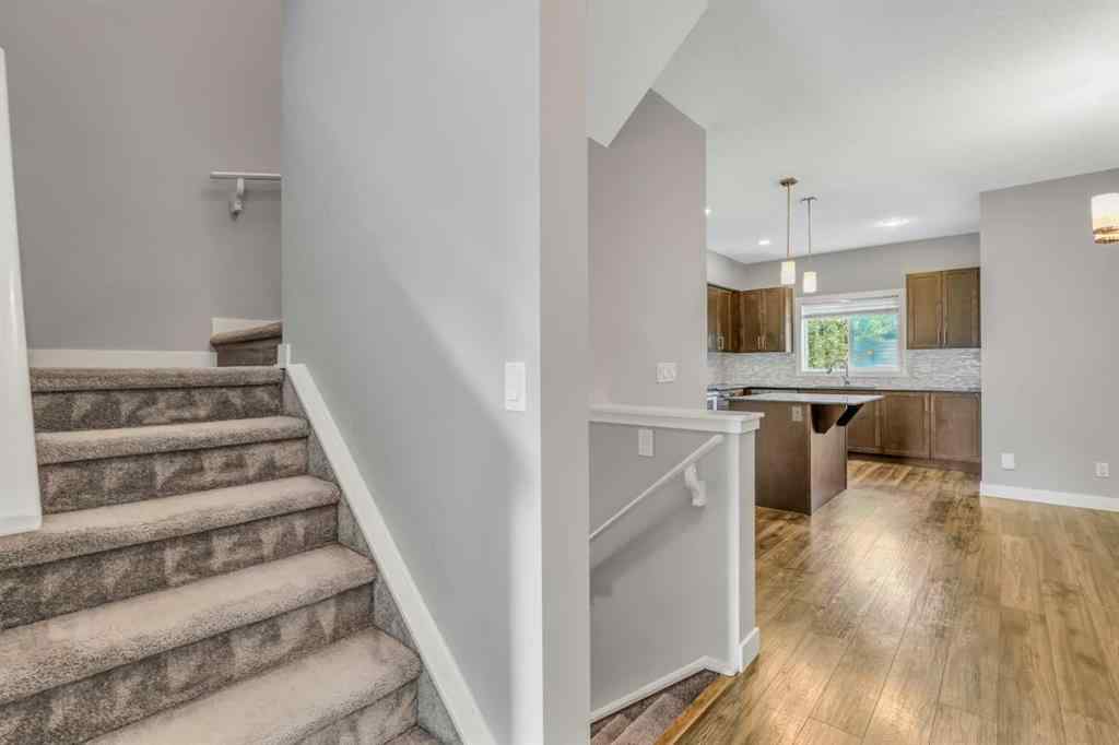 MLS® A2237905 - 315 Hillcrest Drive SW in Hillcrest Airdrie, Residential