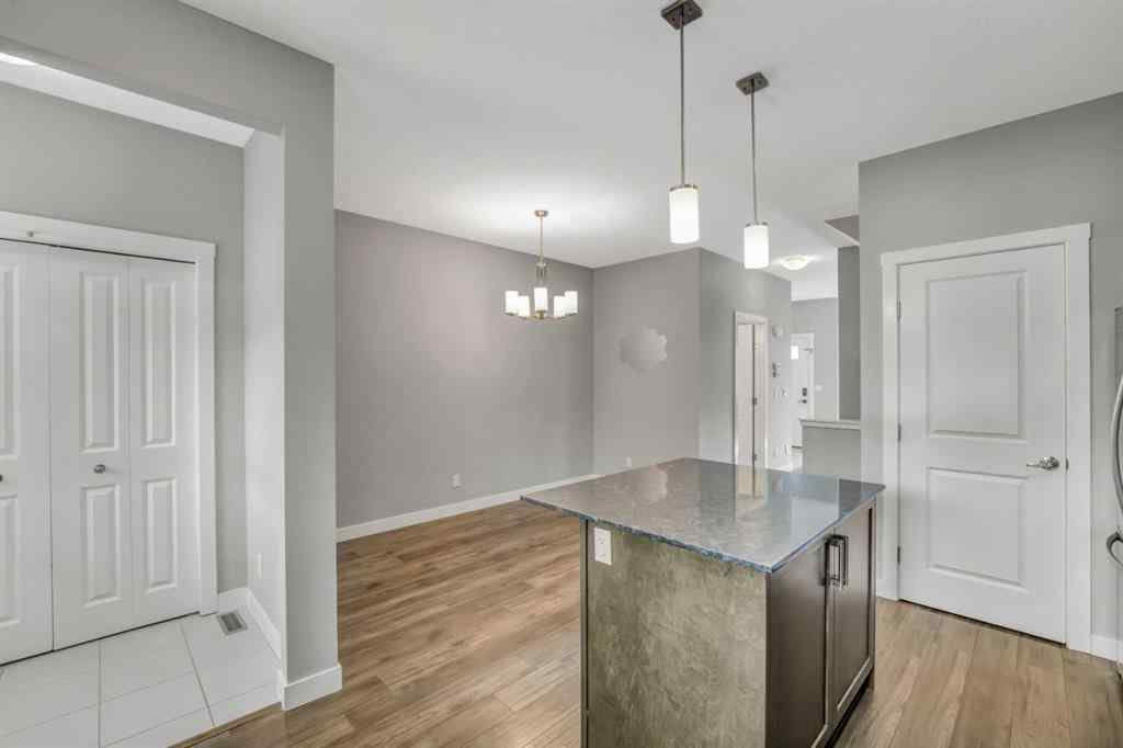 MLS® A2237905 - 315 Hillcrest Drive SW in Hillcrest Airdrie, Residential