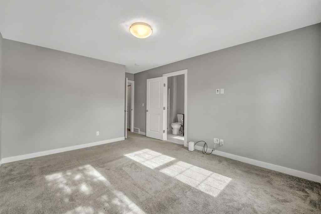 MLS® A2237905 - 315 Hillcrest Drive SW in Hillcrest Airdrie, Residential
