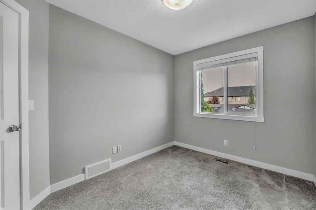 MLS® A2237905 - 315 Hillcrest Drive SW in Hillcrest Airdrie, Residential