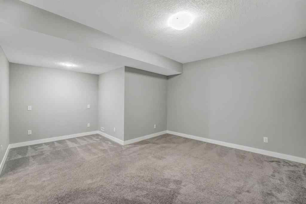 MLS® A2237905 - 315 Hillcrest Drive SW in Hillcrest Airdrie, Residential