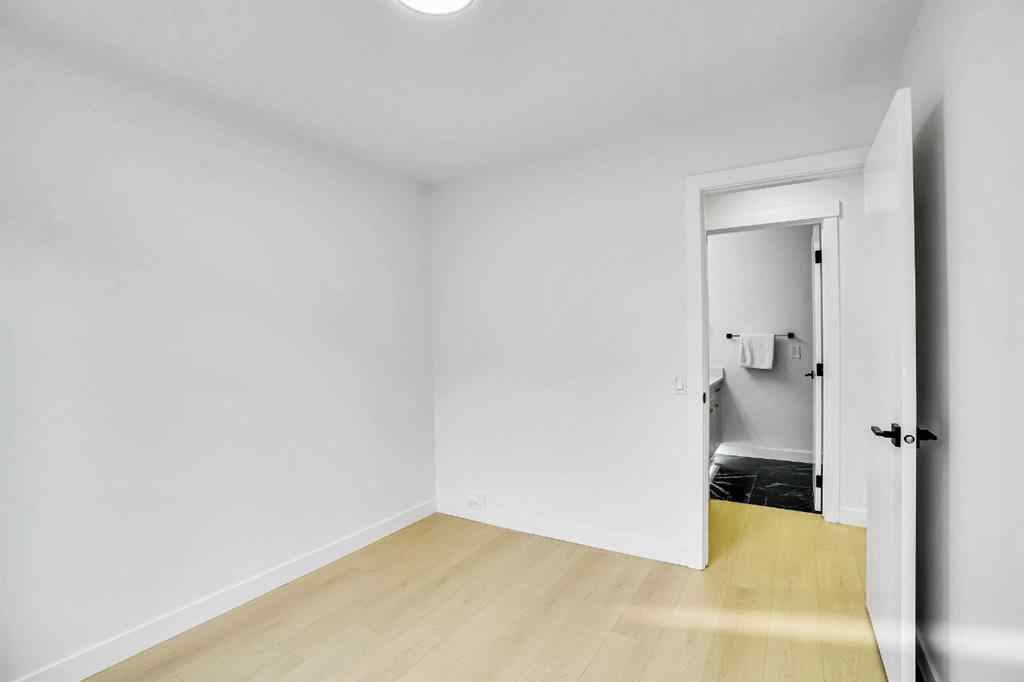 MLS® A2237911 - 5016 Nemiskam Road NW in North Haven Calgary, Residential