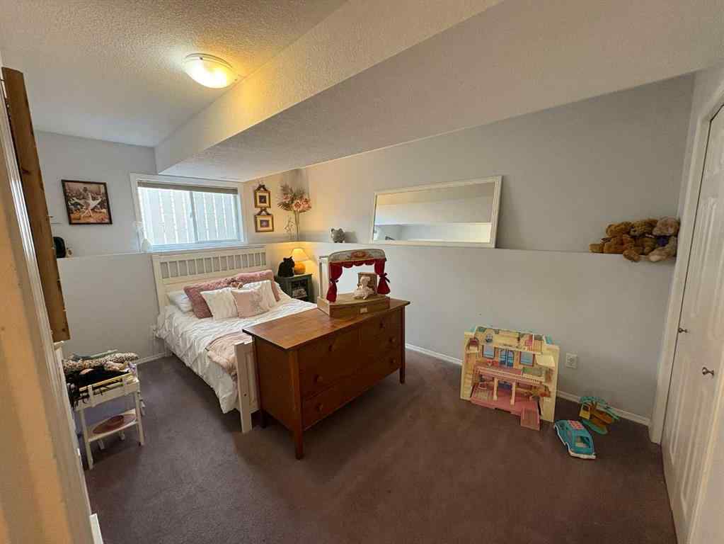 MLS® A2237914 - 167 Mt Rundle Road W in Mountain Heights Lethbridge, Residential