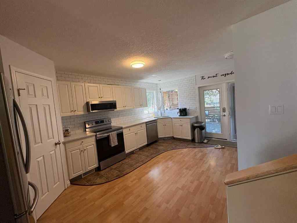 MLS® A2237914 - 167 Mt Rundle Road W in Mountain Heights Lethbridge, Residential