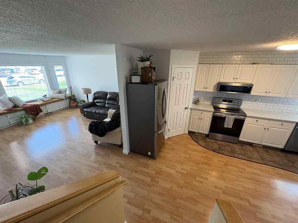 MLS® A2237914 - 167 Mt Rundle Road W in Mountain Heights Lethbridge, Residential
